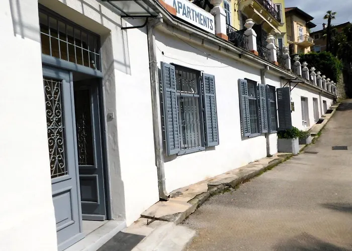 Fina Apartment Opatija